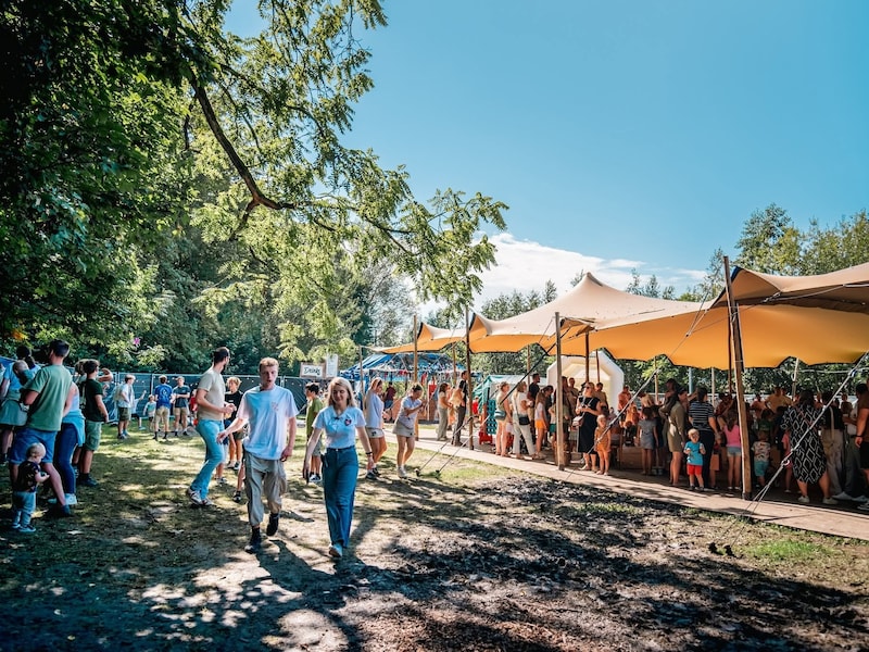 Twee dagen feest in park van Buizingen dankzij jubileumeditie Spectakulo Festival: “Voor jong en oud”