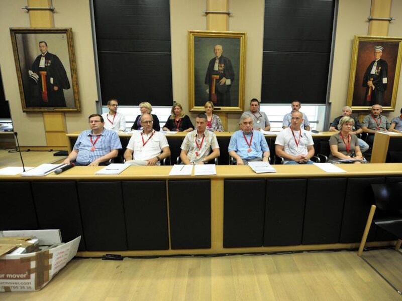 De jury in de assisenzaal in Tongeren.