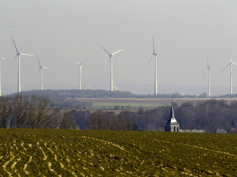 Windmolens in Angreau.