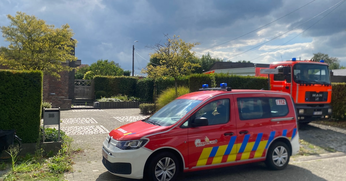 Woning loopt aanzienlijke schade op bij uitslaande brand in Putte: bewoners ongedeerd