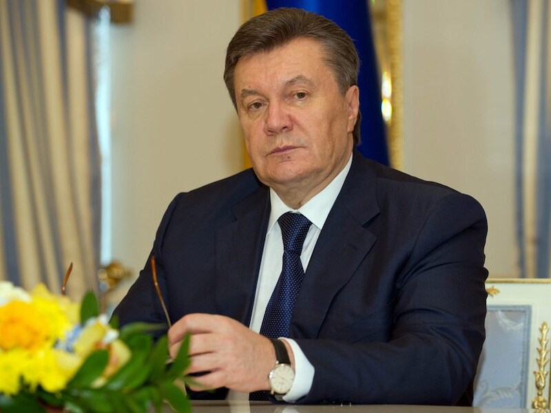 De verdreven Oekraïense president Viktor Janoekovitsj wordt internationaal gezocht.