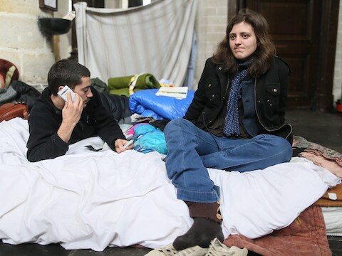 Clement en Anissa zijn aan de zesde dag van hun hongerstaking toe.