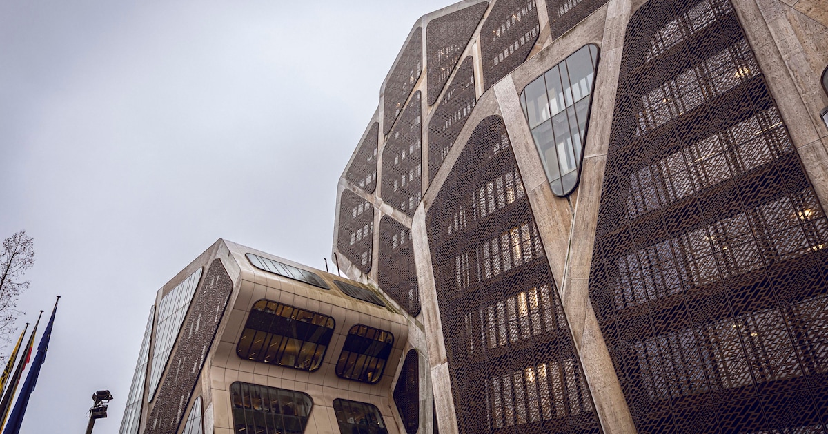 Nederlander riskeert celstraf nadat hij met flessen lachgas in de wagen betrapt wordt