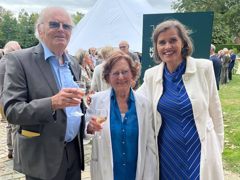 Ereburgemeester Hugo Casaer en Annie uitgebreid gevierd voor hun briljanten huwelijksjubileum