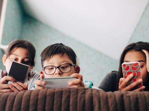 Illustratiebeeld - Hoeveel schermtijd is gezond? Die vraag staat centraal tijdens een gratis infosessie in ’t Parkske op 15 september.
