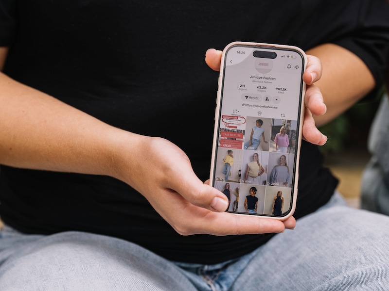 Website van Junique Fashion.