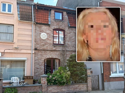 Het huis van Dorine V. (inzet) in de Waterwerkstraat in Oostende.