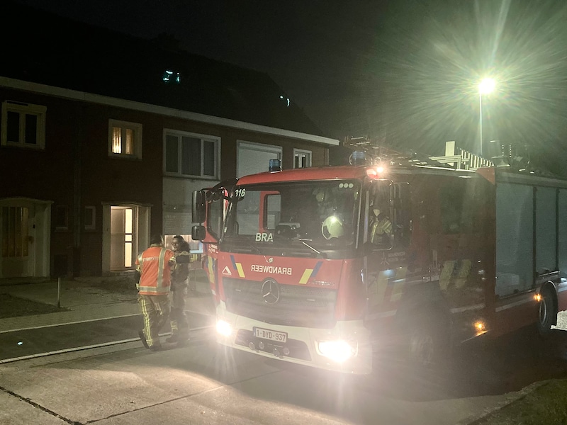 Het brandje situeerde zich in de keuken van een rijwoning langs de Violettenstraat in Lauwe.