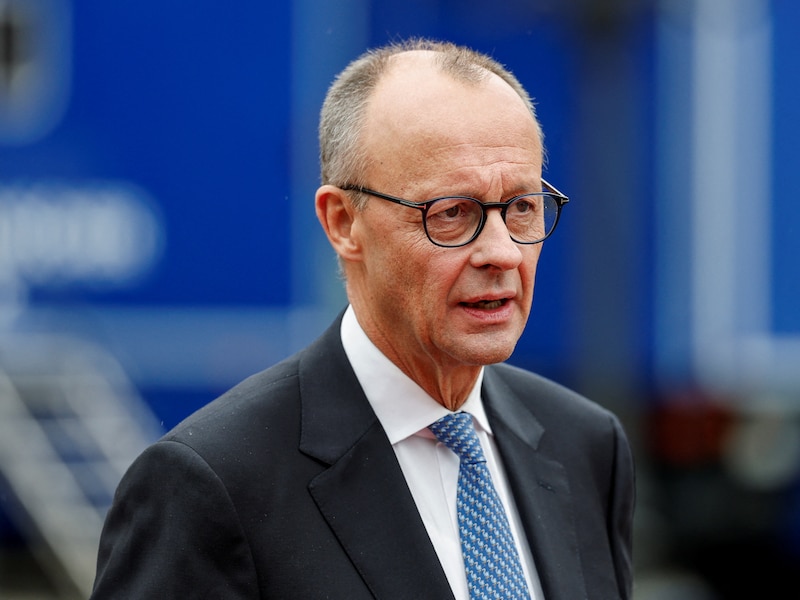Merz wil Europees verbod op verbrandingsmotoren opheffen