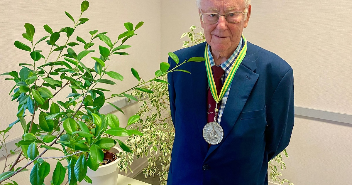 Toeristisch en culinair journalist Georges Keters geridderd in Orde van ...