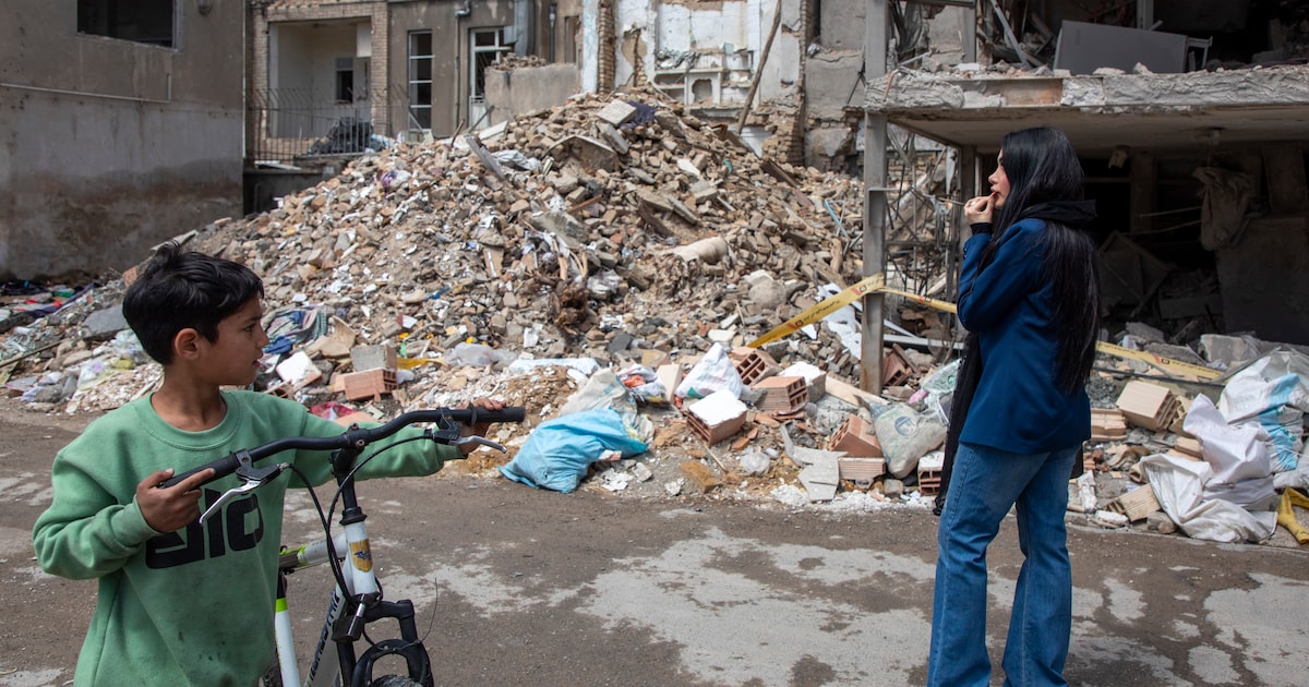 Getuige in Teheran: “Elke keer wanneer er straaljagers overvliegen ...