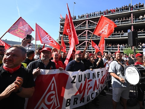 In Sindelfingen verzamelden zowat 20.000 werknemers.