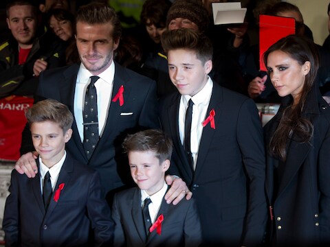 De Beckhams met van links naar rechts Brooklyn, Cruz en Romeo.
