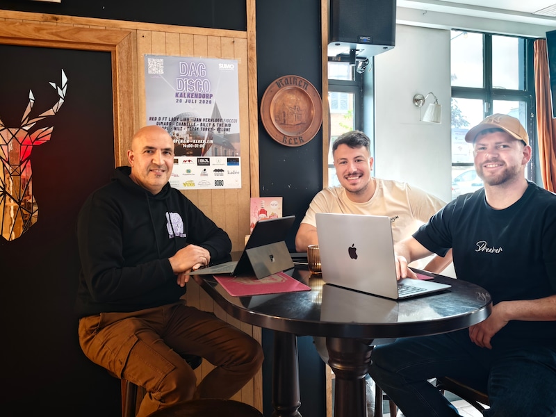 Organisatoren van Dag Disco in Kalken: Robin Verhoeven, Cédric Gacquerre en Mohamed El Sayyid