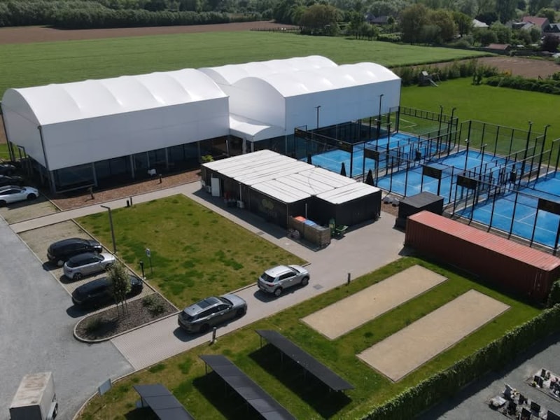 Wandelen en lopen ten voordele van Kom op tegen Kanker bij Padel Idegem