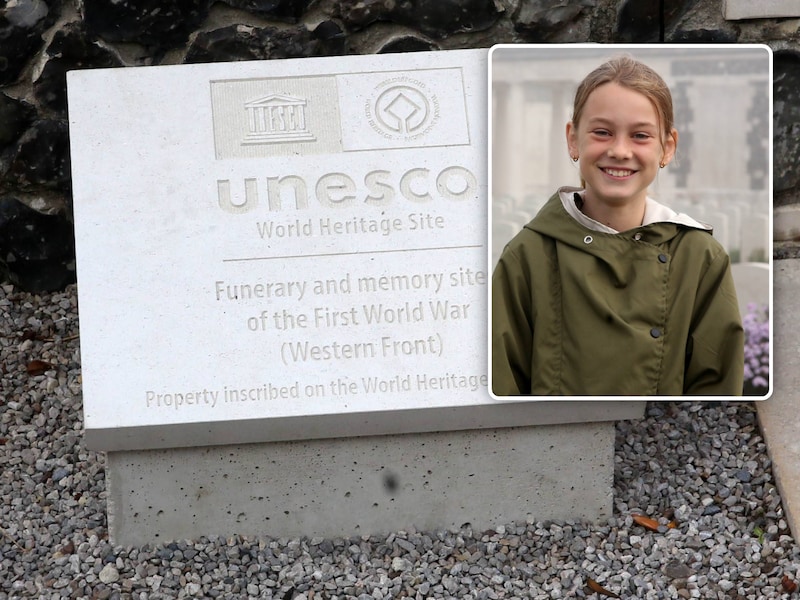 Op Tyne Cot in Zonnebeke staat nu een officiële UNESCO-plaquette. Inzet: Fran (11) vindt het belangrijk om meer te weten te komen over de Eerste Wereldoorlog. 
