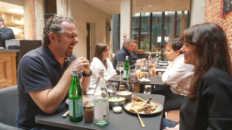 Axel Daeseleire y Maxine Van Gils disfrutaron de la comida en VONK.