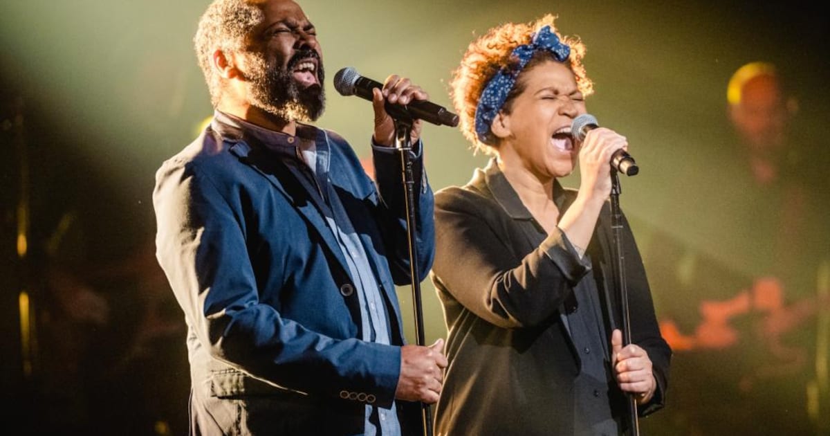 Ronny Mosuse neemt afscheid van zus Régine: “Met niet uit te drukken ...