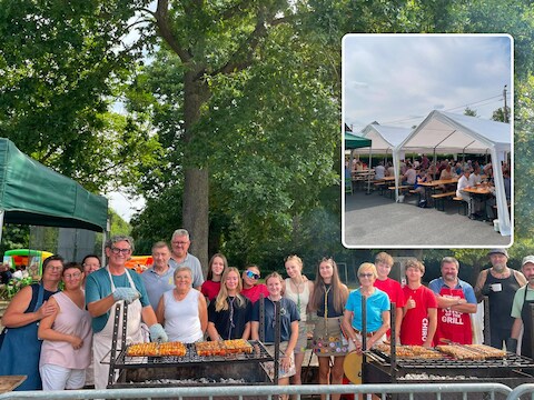 De opbrengst van de barbecue gaat naar de verdere renovatie van het parochiaal centrum.