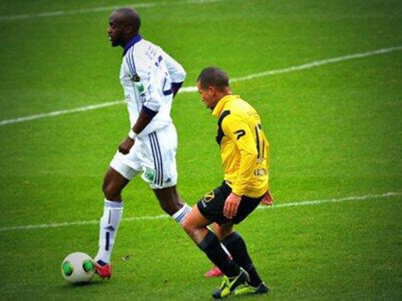 Tester Sissoko kon niet winnen bij zijn eerste aantreden voor paars-wit.