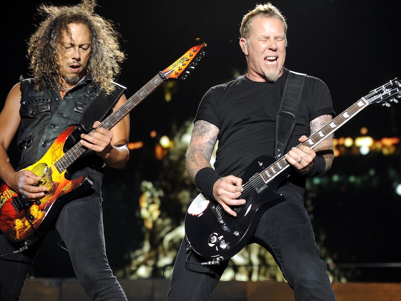 Metallica's Kirk Hammett en James Hetfield op het The Big 4 Festival in Ohio.