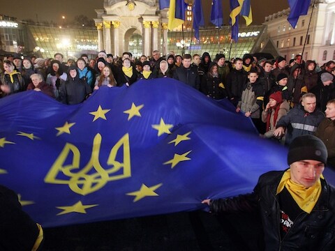 Protest in de Oekraïense hoofdstad Kiev tegen het staken van de onderhandelingen over een associatieverdrag met de Europese Unie.