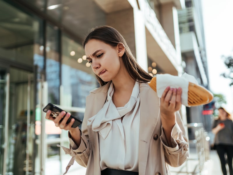 Ken jij een 'busy bragger'? Die ene collega die amper werk verzet, maar het altijd druk heeft, wordt universeel gehaat