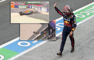 “Ik sta vast”: Max Verstappen eindigt na bizar moment voor eigen publiek in de grindbak