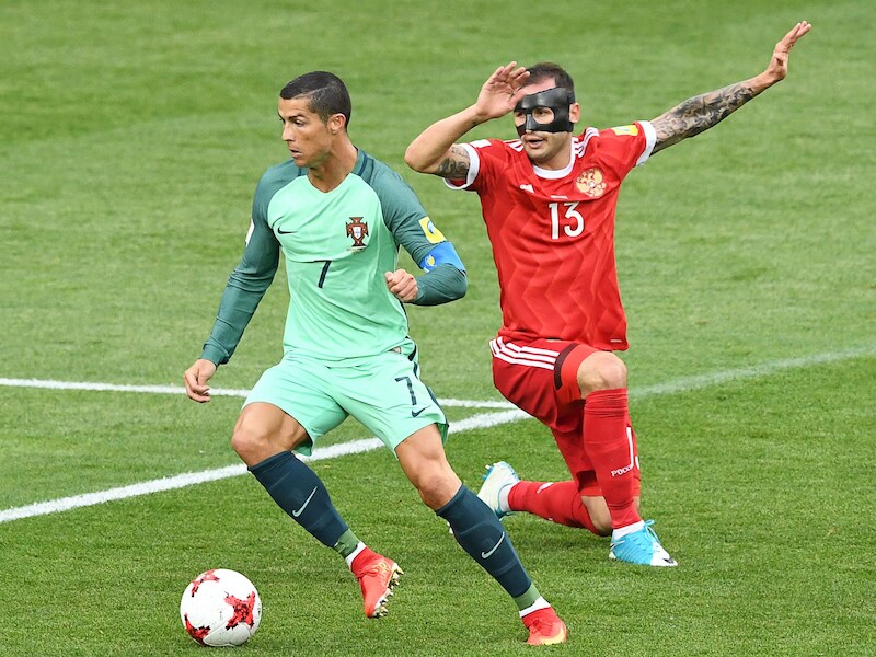Ronaldo leidt Portugal met 32ste goal in 32 matchen (!) naar nipte zege tegen Rusland