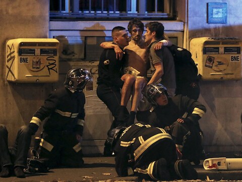 Een slachtoffer van de gijzeling in de concertzaal Bataclan op 13 november in Parijs.