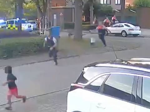 Na de aanrijding ging de achtervolging in Rillaar verder te voet.