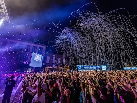 Een sfeerbeeld van Herentals Fietst & Feest op de Grote Markt.