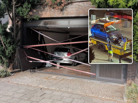 Zaterdagavond rond 22.15 uur is een auto in de garage van een woning aan de Galgeweellaan op Linkeroever (Antwerpen) gecrasht.Inzet: De gecrashte auto wordt weggetakeld