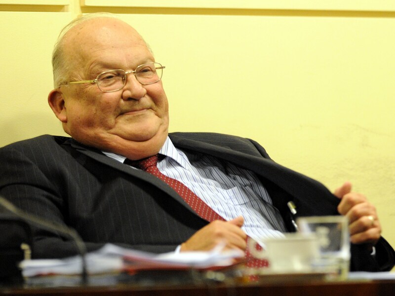 Jean-Luc Dehaene.
