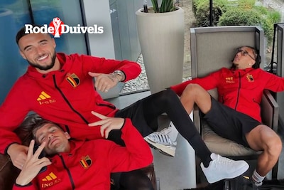 Debast chilt nog even met Saelemaekers en Moreira - Volg hie
