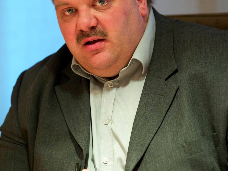 Guy D'haeseleer.