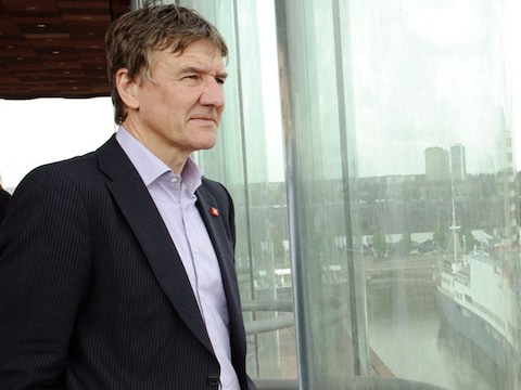 Janssens ziet met spijt Vandenbroucke uit de politiek vertrekken.