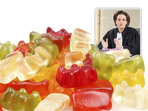 De man verklaarde dat hij mogelijks snoepjes met cannabis had gekregen. Inzet: Mechels politierechter Christel Minne. 