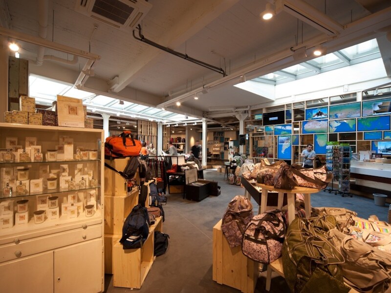 Travel Concept Store - Departure Gate