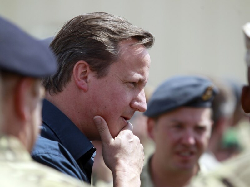 De Britse premier David Cameron is op verrassingsbezoek in de Afghaanse provincie Helmand.