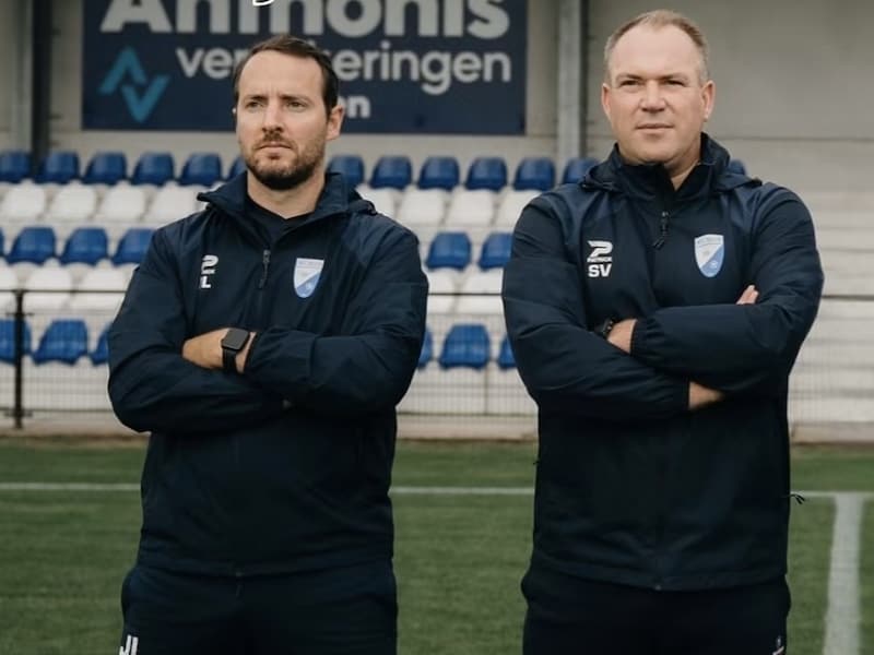 Sam Vermeulen (r.) en T2 Jef Luyten stellen dat de competitie voorrang heeft.
