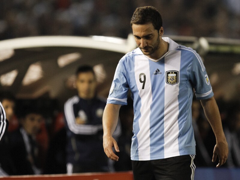 Gonzalo Higuain, gisteren nog aan de bak met Argentinië, heeft mogelijk zijn laatste partij gespeeld voor Real Madrid.