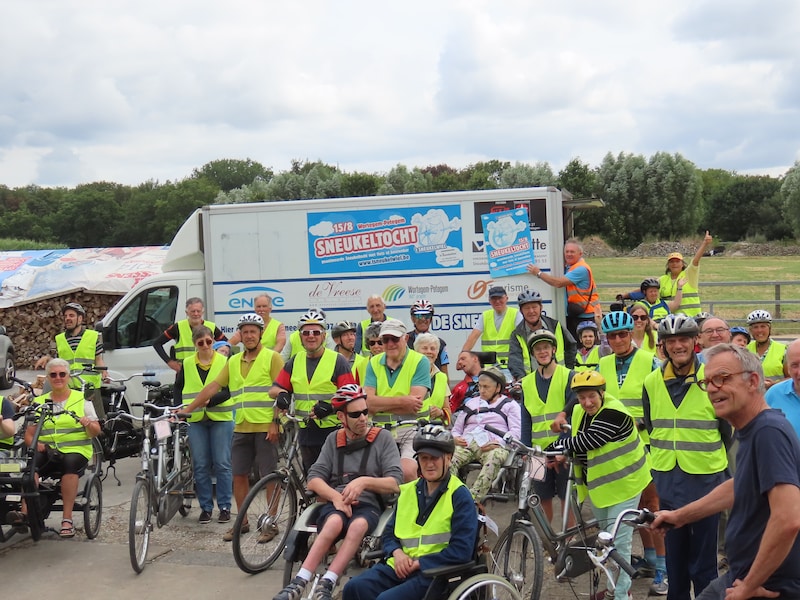 't Sneukelwiel voor Specials brengt 90 fietsers op de been