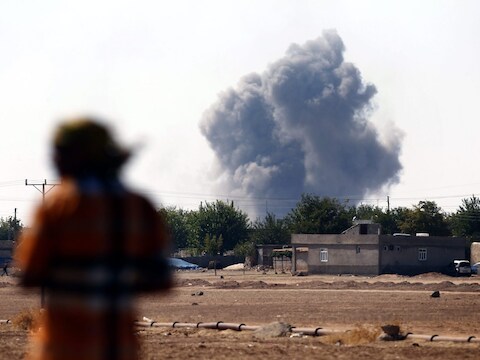 Rook boven de Syrische grensstad Kobani na een aanval van de coalitie tegen Islamitische Staat.