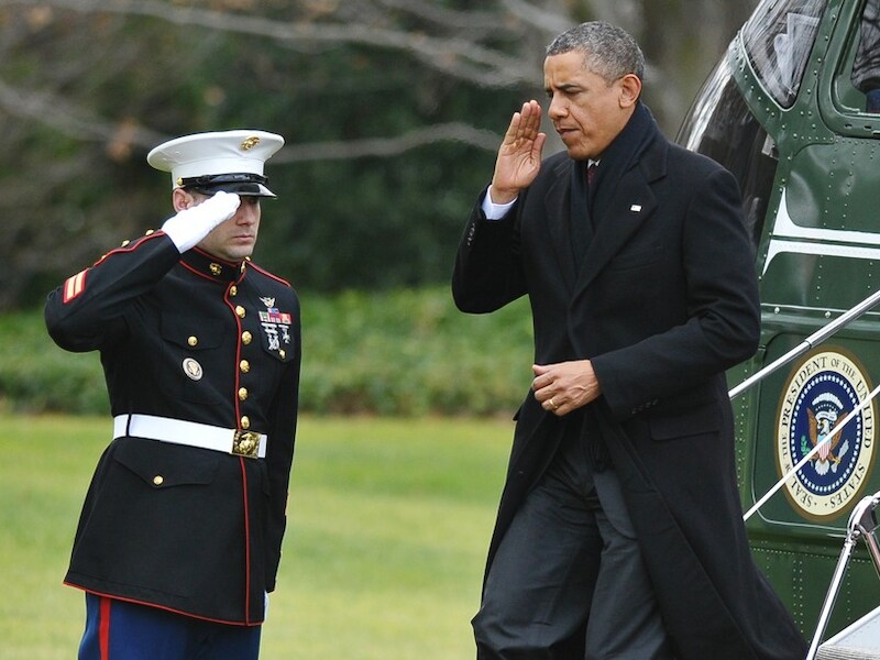President Barack Obama zag zich gedwongen vroeger uit verlof terug te keren om de 'fiscal cliff' te bedwingen.
