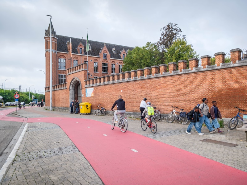 BimSem start met recordaantal eerstejaars: “Er staan nog altijd leerlingen op de wachtlijst”