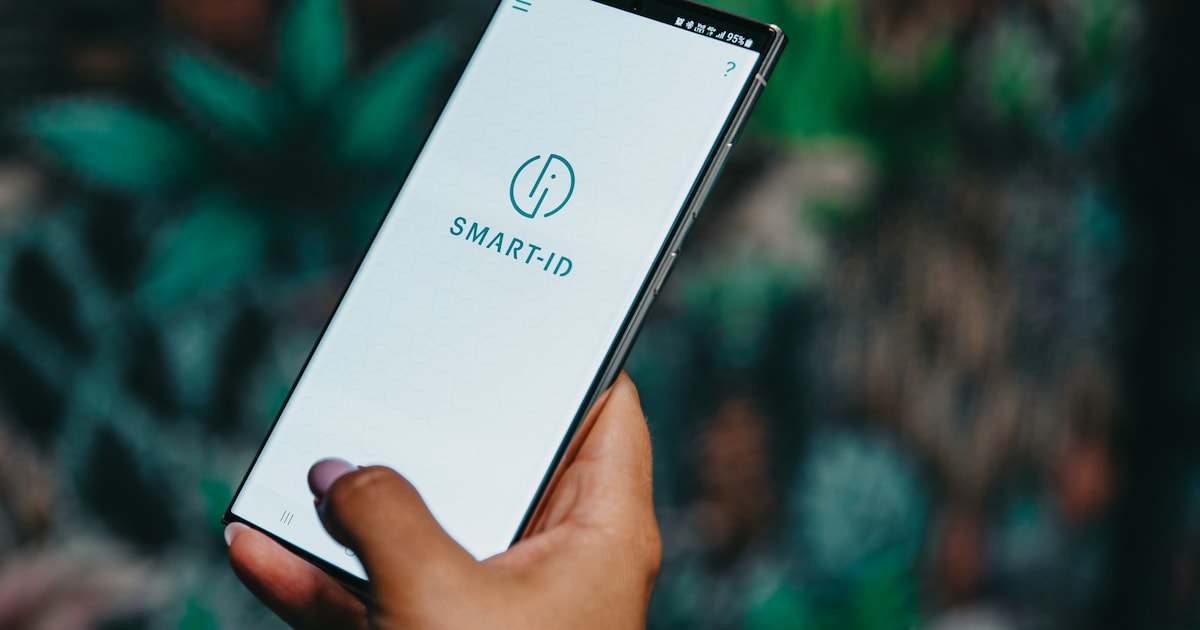 Inloggen bij overheidsdiensten kan voortaan ook met Smart-ID | Tech ...