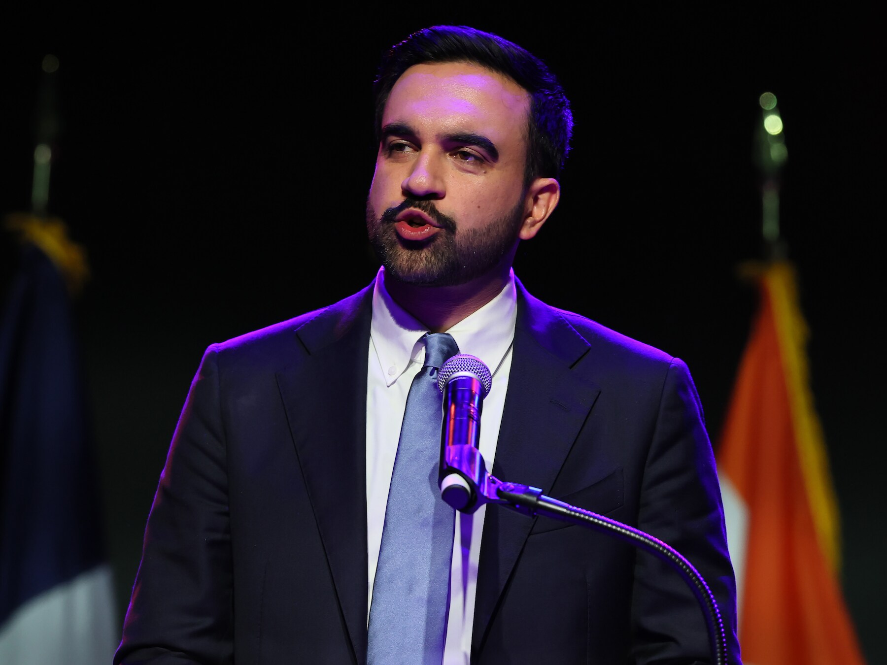 Nieuwe burgemeester van New York Zohran Mamdani valselijk beschuldigd van banden met IS