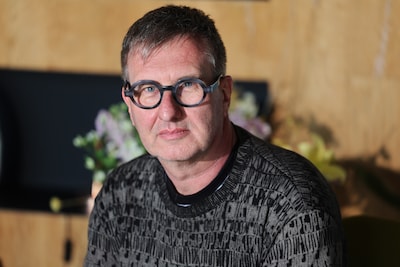 Tegenvallende kijkcijfers duwden Jan Verheyen in een depressie: “Het constante gevecht om financiering voelde vernederend”