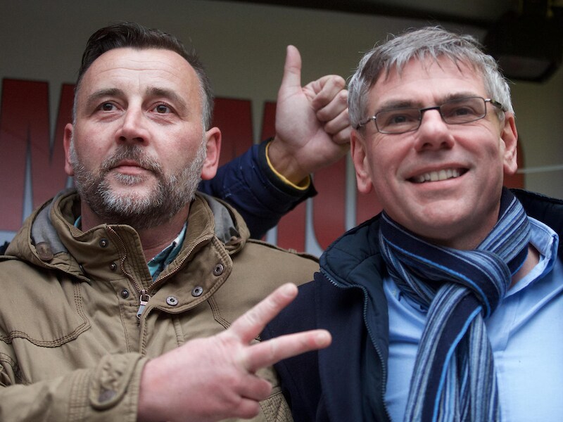 De Duitse Pegida-oprichter Lutz Bachmann demonstreerde samen met VB-boegbeeld Filip Dewinter gisteren in Antwerpen.